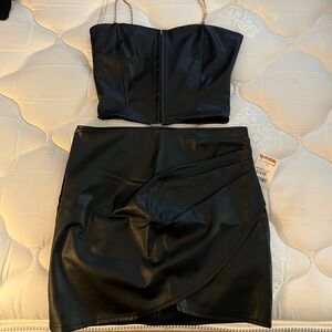Elegant Black Faux Leather Skirt